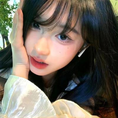 黑色池塘